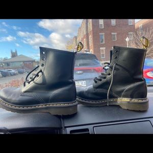 Black Doc Martens Women Size 9 Boots